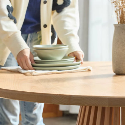 Zero Waste Round Table – Sustainable Eco-Friendly Dining Table