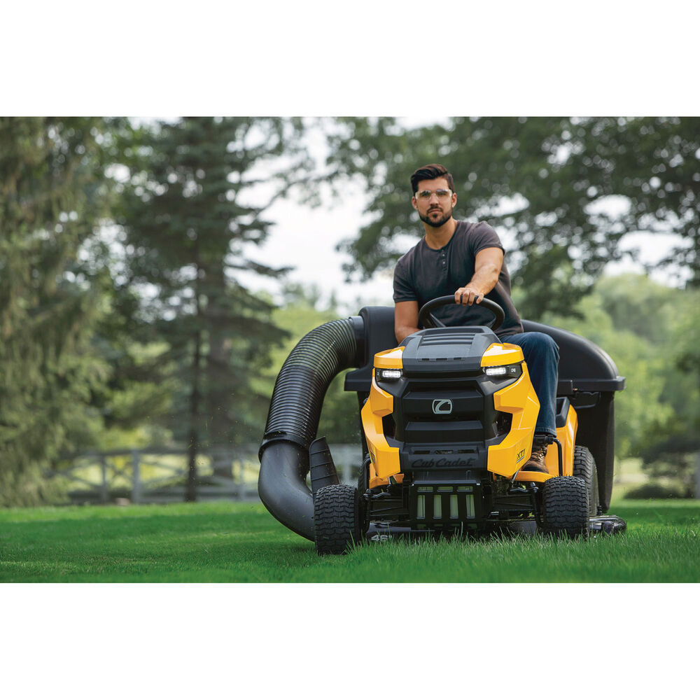 Cub Cadet XT1 Lawn Tractor