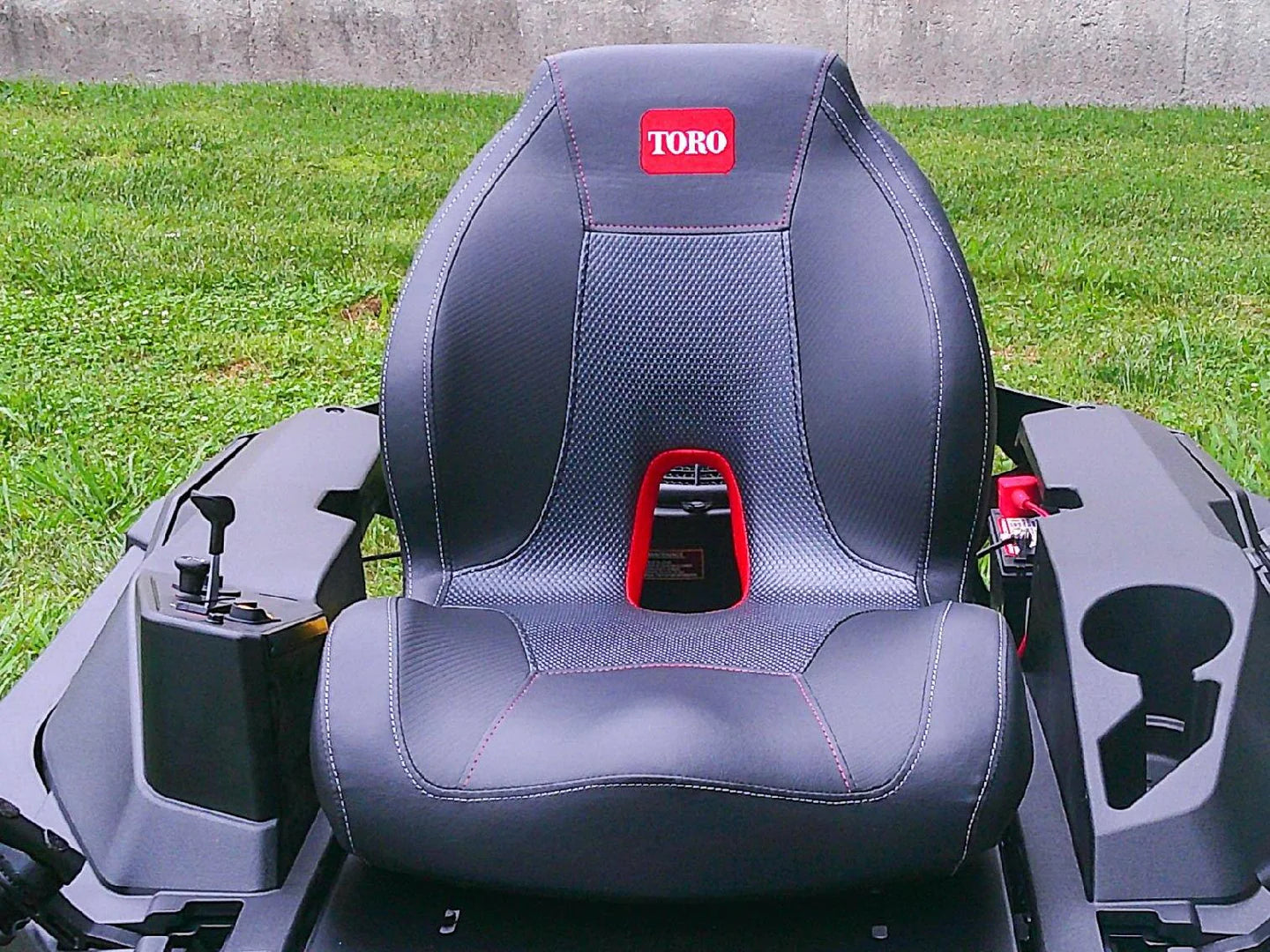 Toro 77506 54" TimeCutter Max Havoc Edition Zero Turn Mower 23HP Kawasaki
