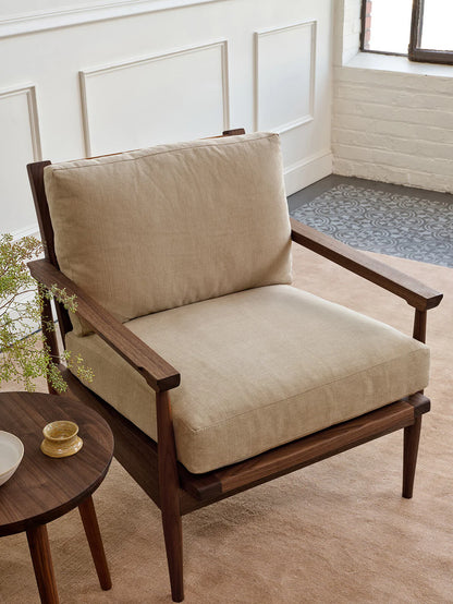 Eim Accent Chair in Natural Latex – Modern Ergonomic Lounge Chair for Living Room